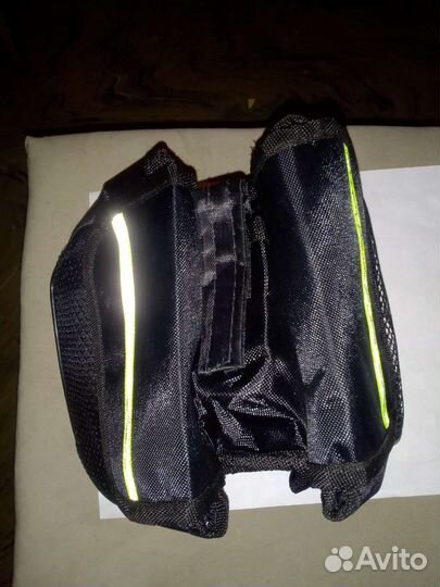 Сумочка для велосипеда И наколенники