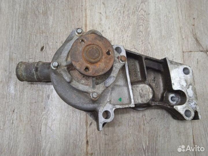 Помпа Ford Focus 1 2000