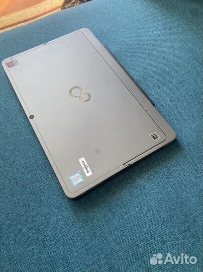 Fujitsu stylistc R726 Tablet PC