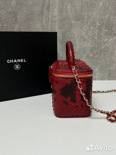 Косметичка chanel кожаная люкс