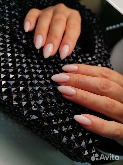 Маникюр / Наращивание ногтей