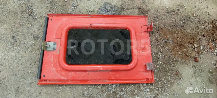 Крышка инструментального ящика правая DAF XF 105
