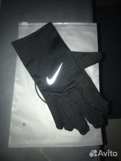 Перчатки Nike