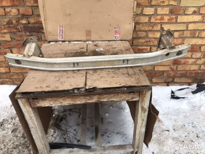 Renault clio 3 усилитель заднего бампера