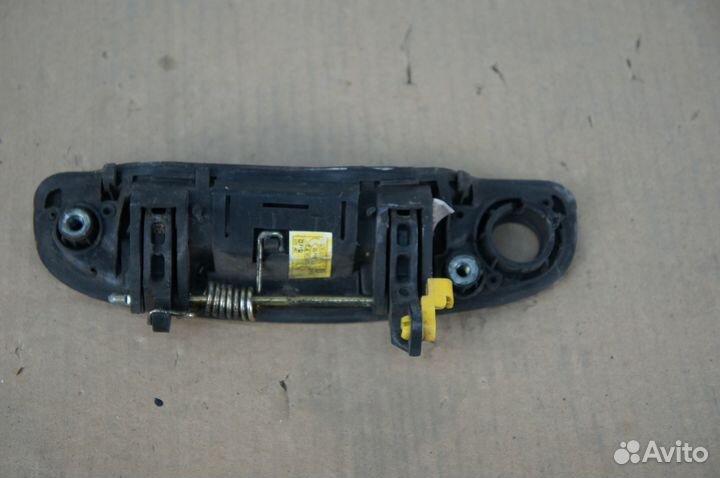 Ручка Двери Передняя Левая Hyundai Getz 2005-2011