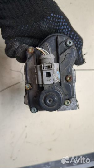 Клапан рециркуляции газов Renault Laguna 3 2009, 2