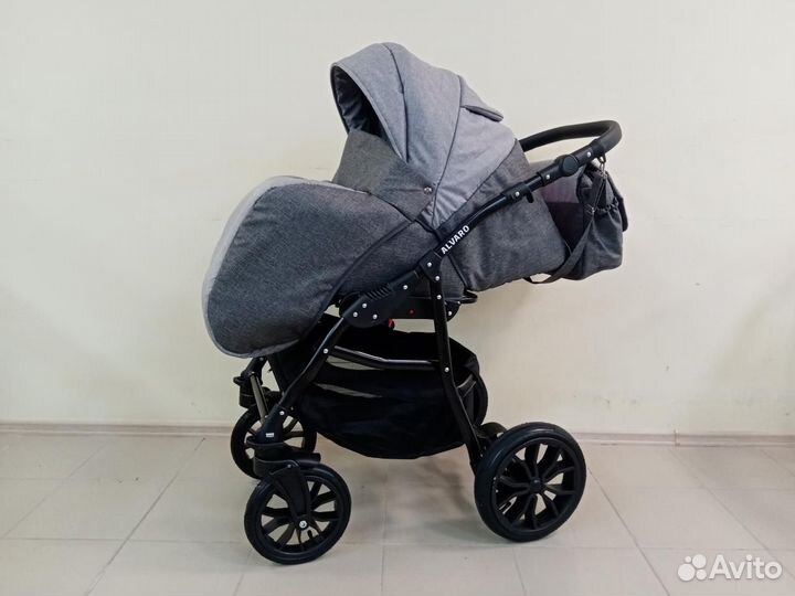 Коляска для девочки 3 в 1 Alis Alvaro. /Новая