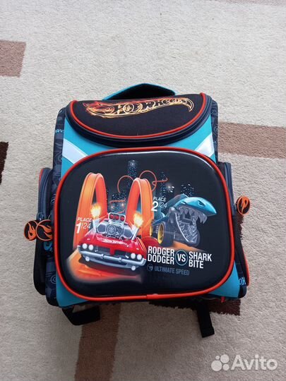 Продаю школьный ранец-трансформер