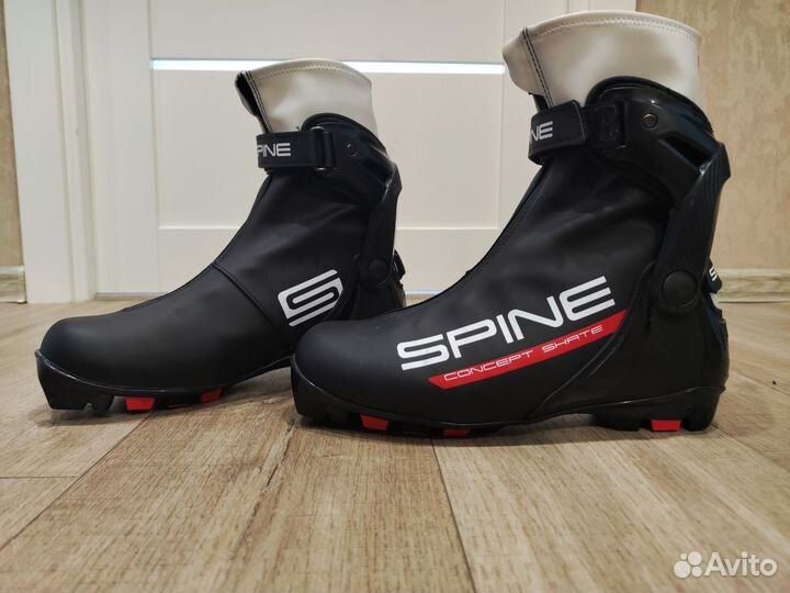 Лыжные ботинки spine concept skate