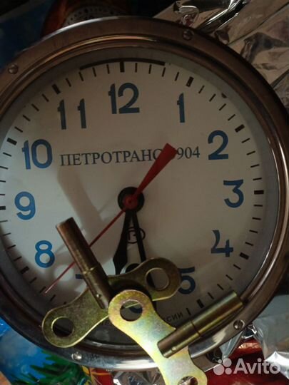 Часы корабельные