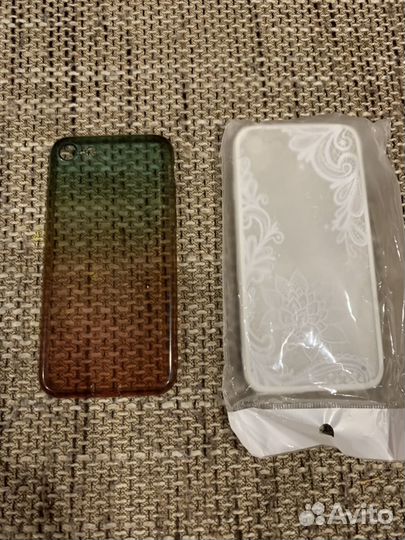 Чехлы на iPhone 7
