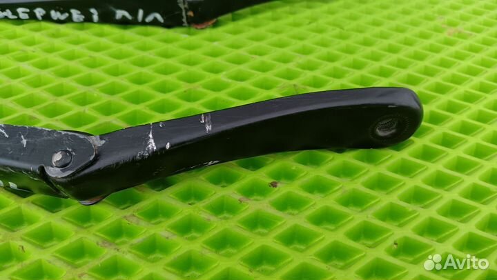 Поводки дворников Sandero stepway 1