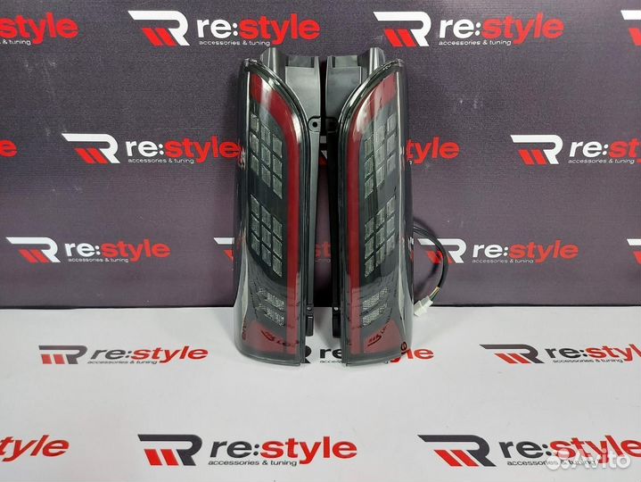 Стопы Toyota Hiace 200 Vland