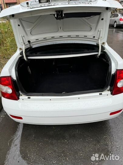 LADA Priora 1.6 МТ, 2012, 200 000 км