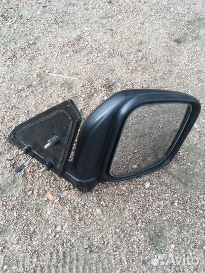 Зеркало боковое правое mitsubishi pajero 2