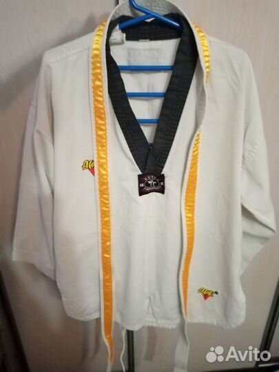 Кимоно для тхэквондо (рост 130-140 )