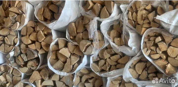 Дерево лиственное