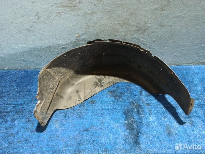 Подкрылок задний левый Range Rover Sport L320