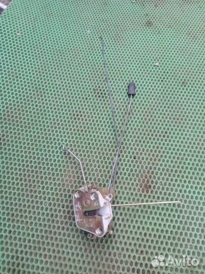 Замок двери передний правый Daewoo Matiz