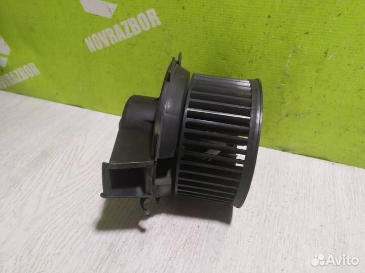 Моторчик печки Пежо 206