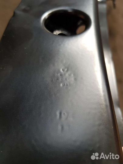 Фольксваген Транспортер 2005г.Рамка радиаторов