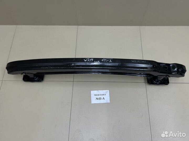 Усилитель заднего бампера Mercedes W219 CLS