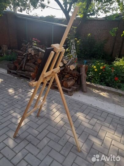 Мольберт тренога