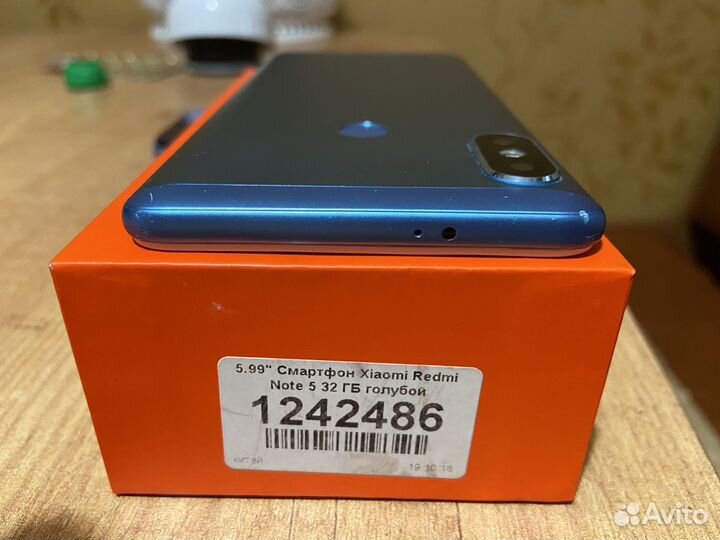 Xiaomi Redmi Note 5, 3/32 ГБ