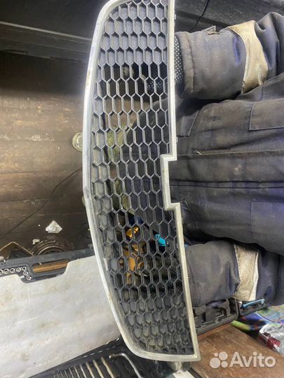 Решетка радиатора chevrolet cruze