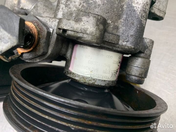 Насос гидроусилителя руля Mercedes E-Class W211