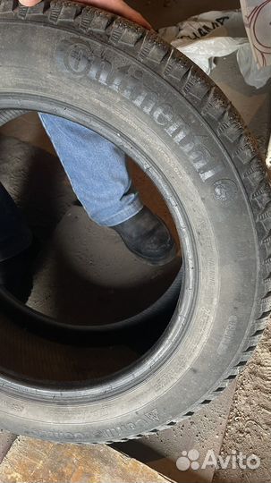 Continental WinterContact TS 860 215/55 R16 97