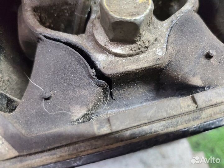 Кронштейн подушки двигателя Hyundai Solaris HCR