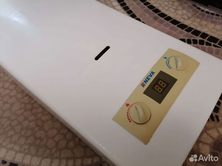 Автоматическая газовая колонка Нева