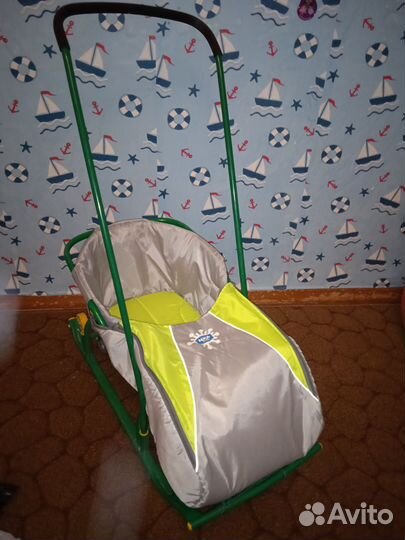 Детские санки с колесами