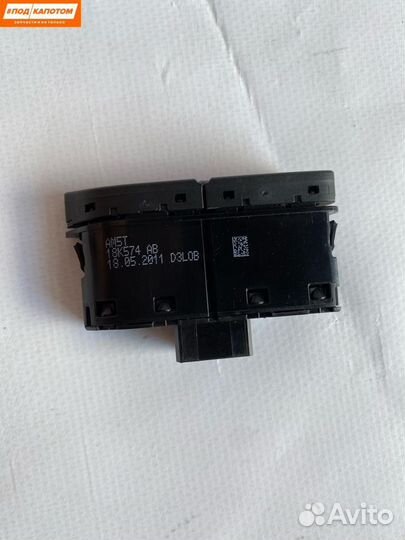 Кнопка обогрева заднего стекла Ford Focus 3 2011