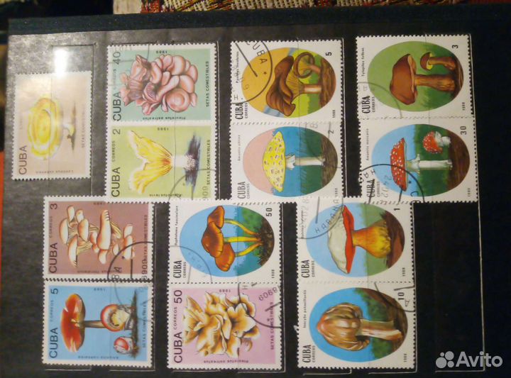 Марки почтовые коллекционные с альбомом