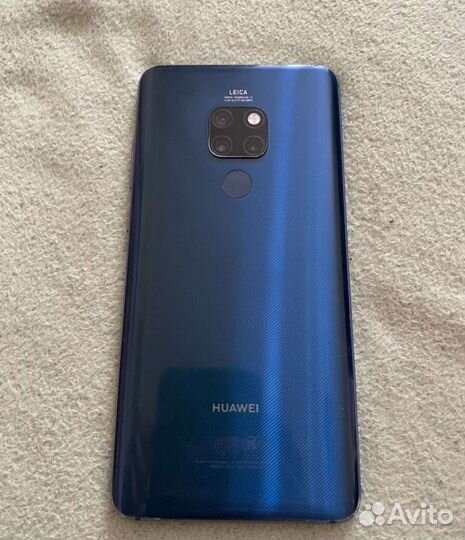 Телефон Huawei mate 20