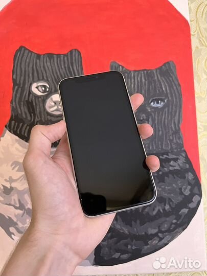 iPhone Xr, 64 ГБ