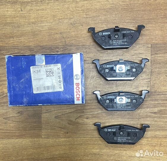 Колодки тормозные передние VW Polo 4 Bosch