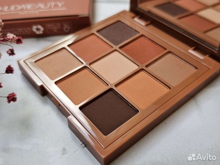 Huda beauty Matte Obsessions Warm