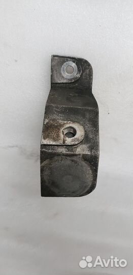 Опоры задние SkiDoo Lynx V-800 512060077 512060078