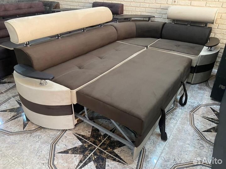 Угловой диван