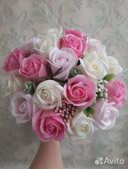 Букет из 19 мыльных роз