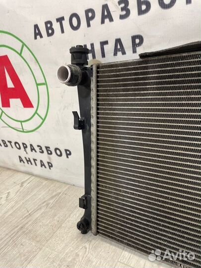 Радиатор охлаждения двигателя Ford Fusion CBK fxja