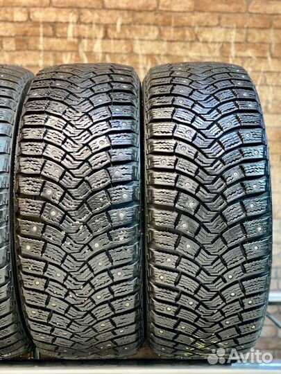 Michelin X-Ice North 2 215/55 R16