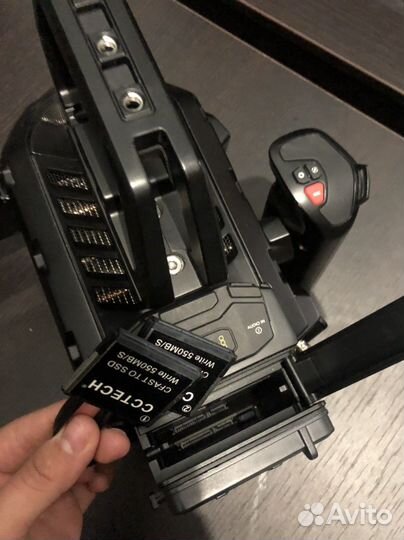 Blackmagic ursa mini 4k EF