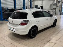 Opel Astra 1.8 AT, 2013, 152 250 км, с пробегом, цена 710 000 руб.