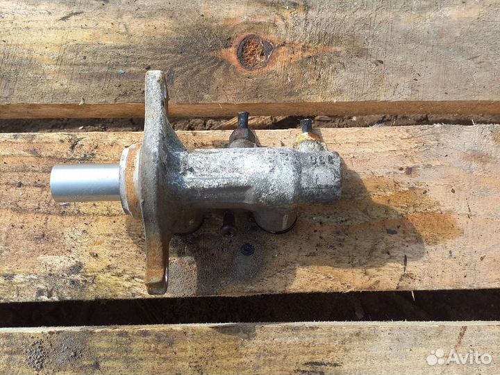 Главный тормозной цилиндр kia rio 4