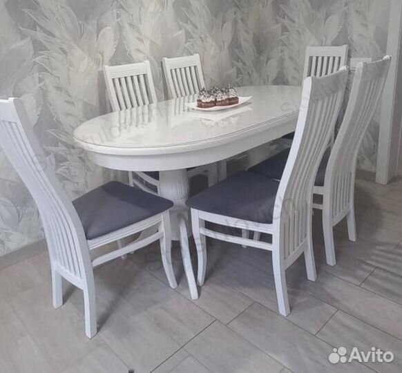 Кухонный стол