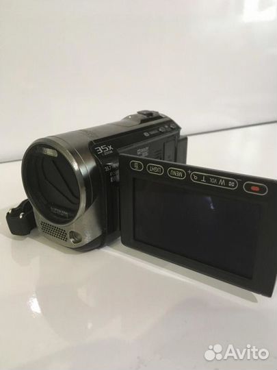 Panasonic HDC-SD60 - цифровая видеокамера, камера
